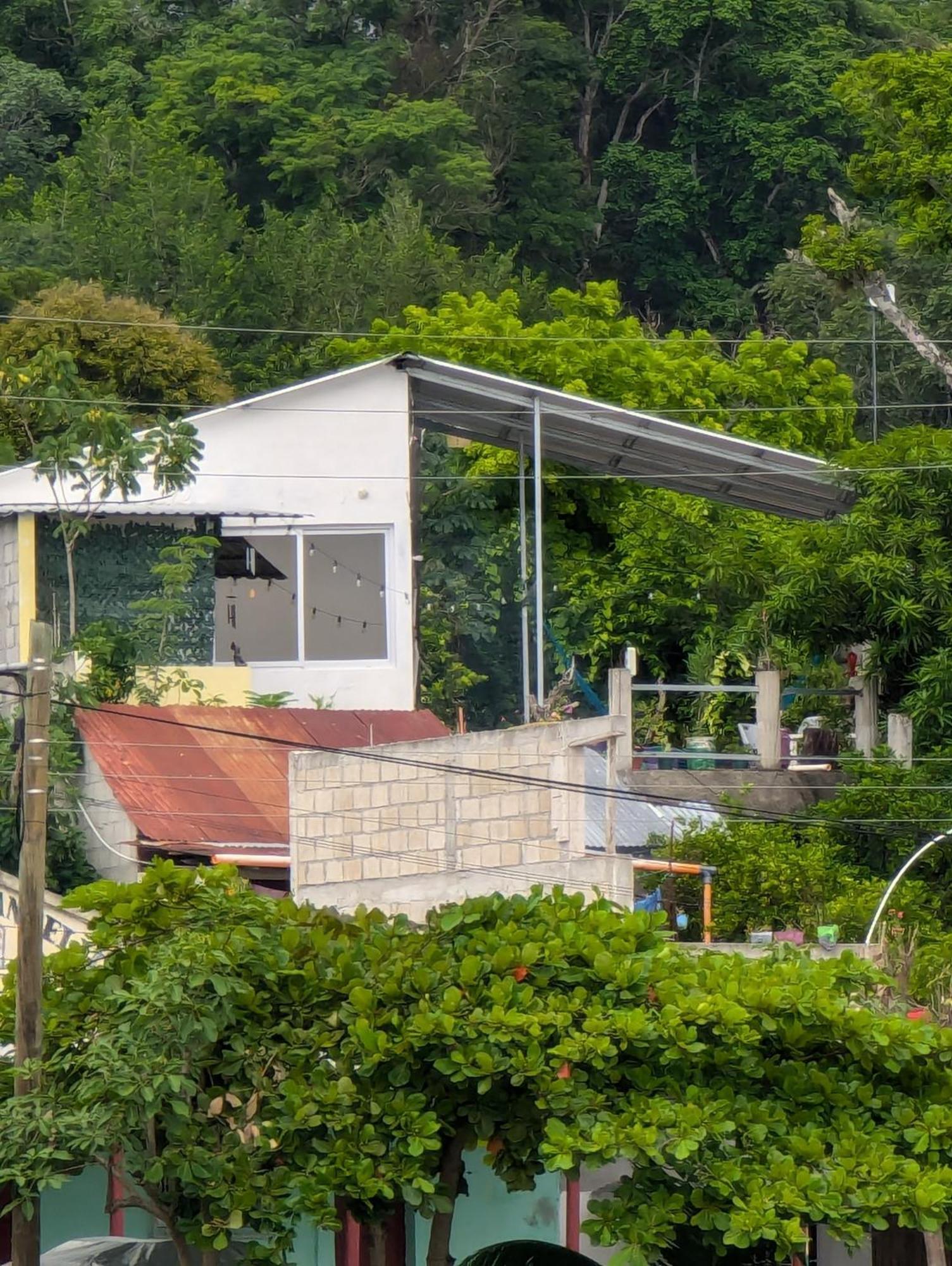 Apartamento Casa Zoila Hospedaje Frente Al Lago Lakefront Lodging Flores Exterior foto